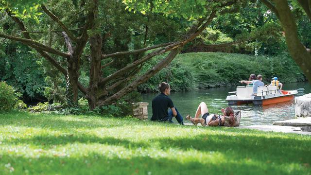 Park and garden in Chartres