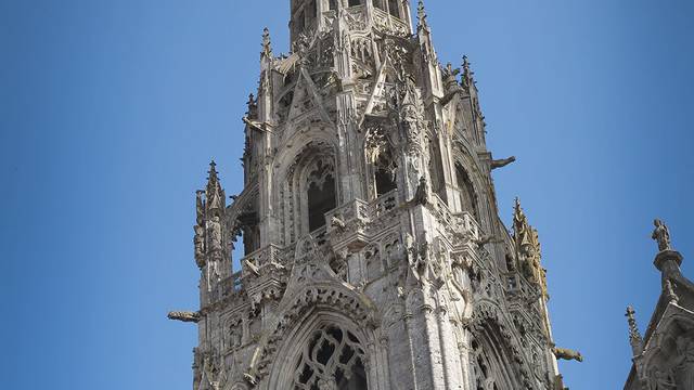 Flèche nord de la cathédrale