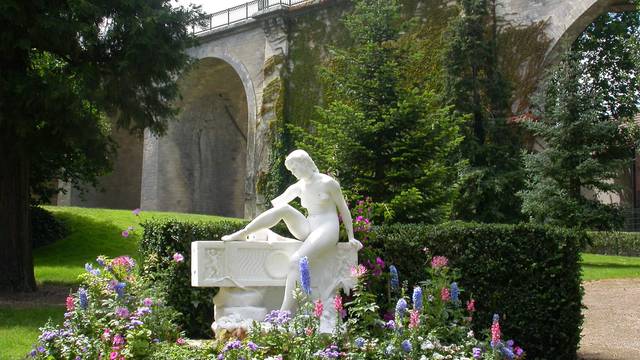 Parks and gardens
