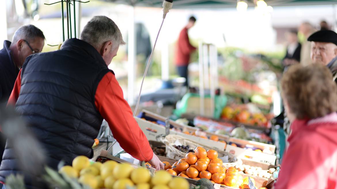 Visite libre de la ville et de ses marchés 