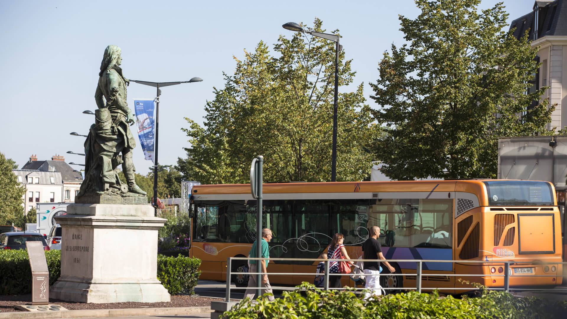 Bus filibus à Chartres