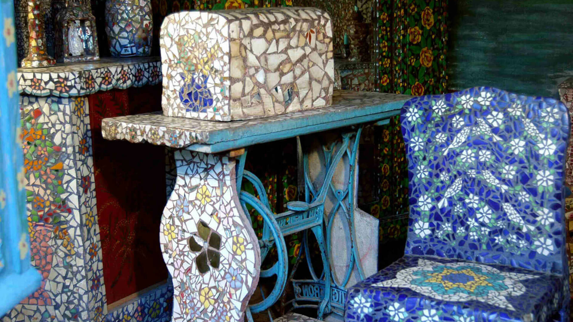Machine à coudre dans la Maison Picassiette