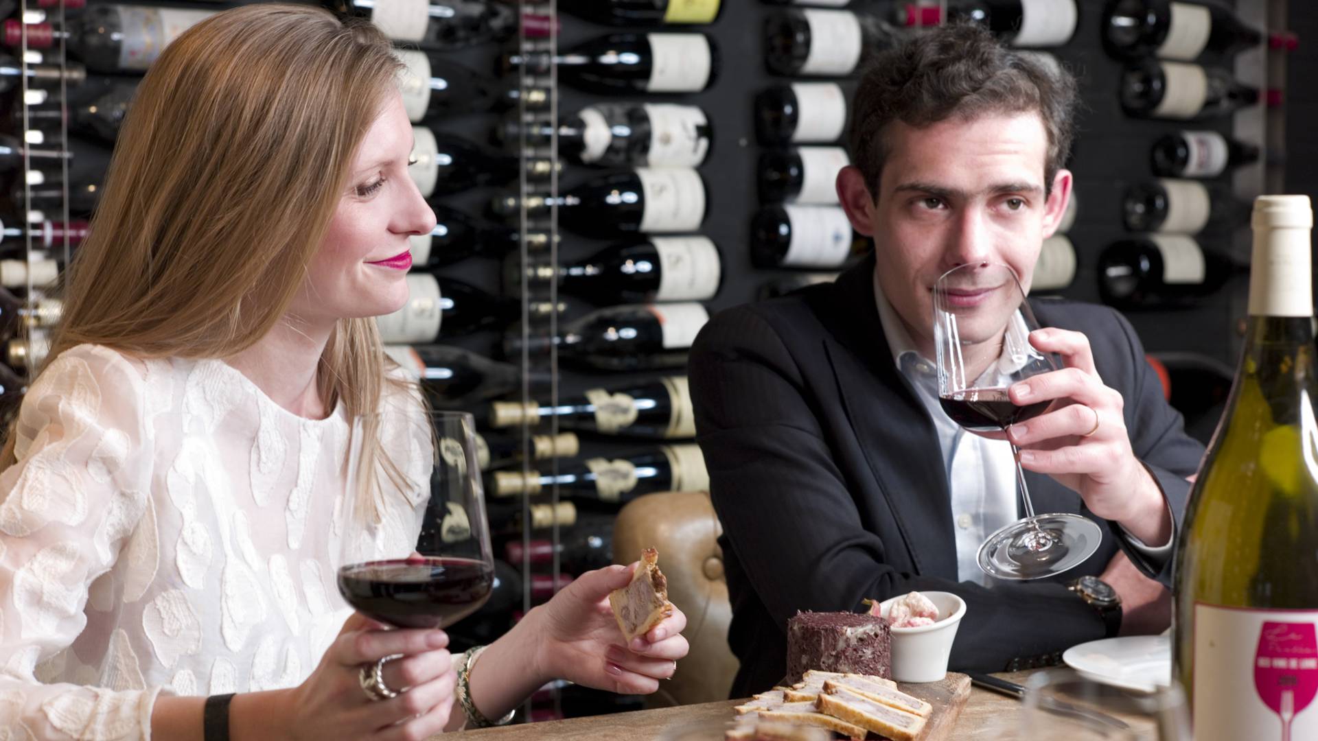 Wine tasting in Charters