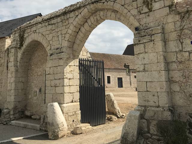 La grand maison à Berchères les Pierres