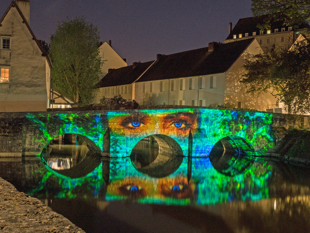 Pont des minimes à Chartres en lumières 