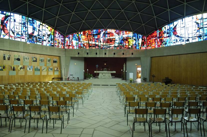 Intérieur de l'église de Rechèvres